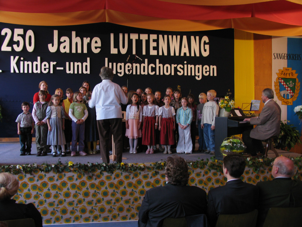 2005.04.25 KiJuSi Adelshofen Singkreis Moorenweis IMG 2095